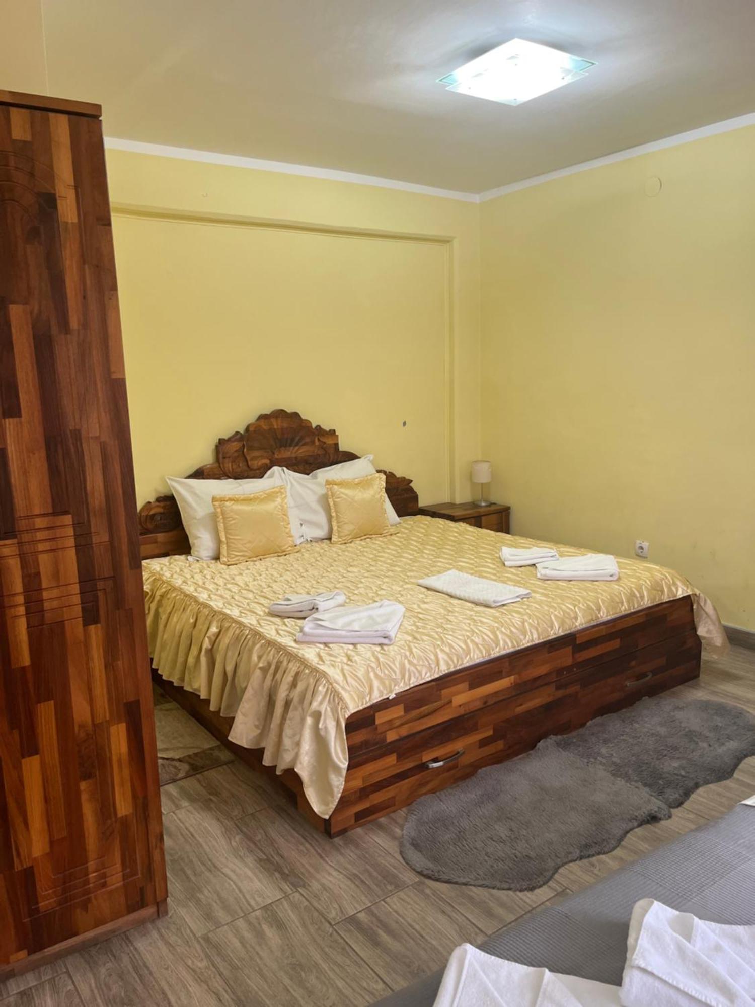 Hotel "Vir" Velika Plana Esterno foto