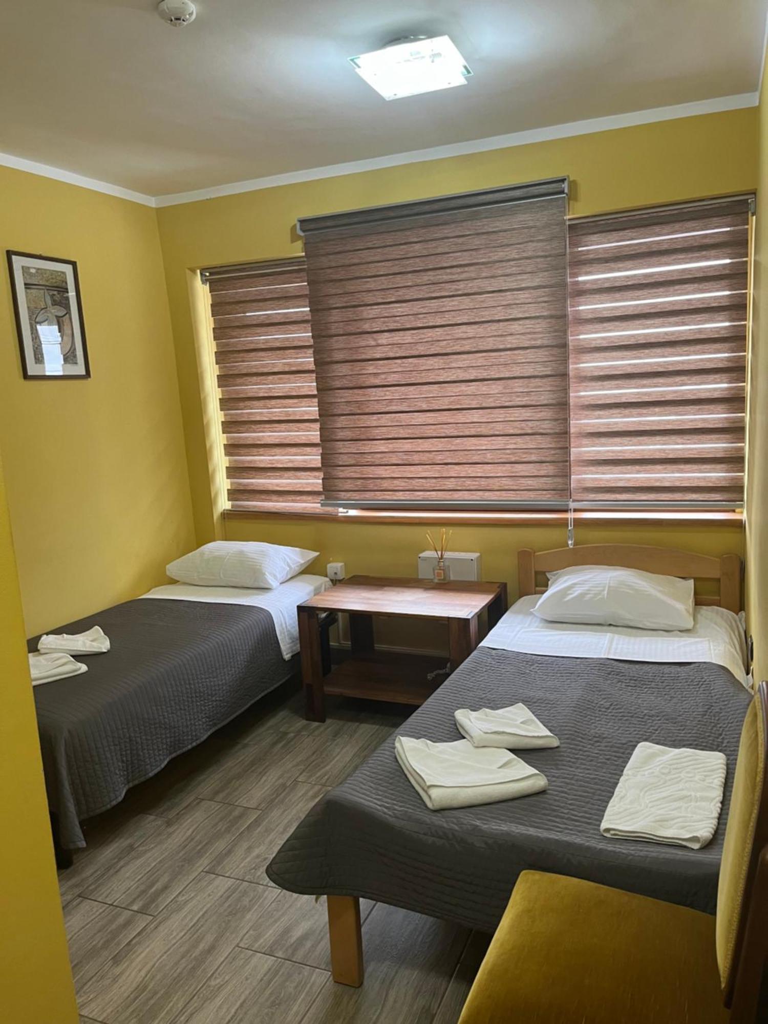 Hotel "Vir" Velika Plana Esterno foto