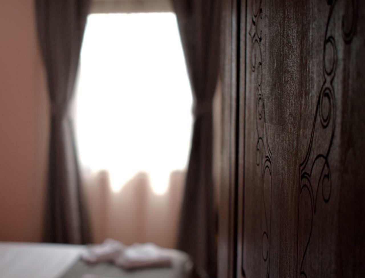 Hotel "Vir" Velika Plana Esterno foto